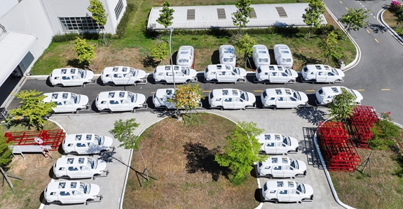 Xuất khẩu Body sơn màu và linh kiện xe KIA New Carnival sang Ấn Độ